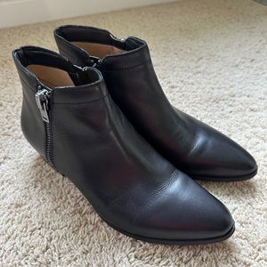 Naturalizer bootie